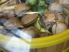 一筐贝壳（蒸汽）-日进一片海.生腌海鲜火锅.宵夜烧烤(三里屯总店)