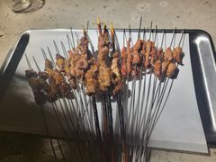 -破瓦寒窑·地摊烤羊排