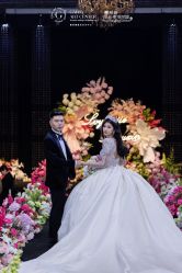 -NaNa婚纱礼服馆