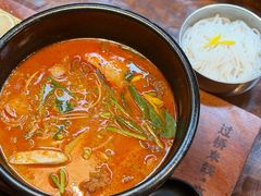 -银米·云南传统过桥米线(双廊黑金冠店)