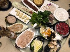 -海上明月海鲜火锅 鲜切牛肉