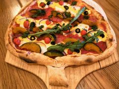 圣诞树披萨-城市大道红炉披萨烘焙坊