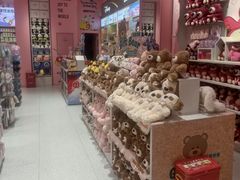 -瑞虹新天地月亮湾