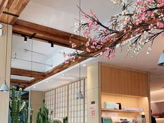 -蜜桃餐厅·伴山(湖滨商业街店)