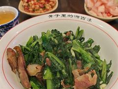 -富正毅三下锅·湘西韵味(天门山索道店)