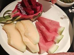 -海底捞火锅鲜切牛肉主题店(长寿路店)