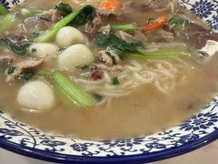 -邱芳粉店(迎宾大道旗舰店)