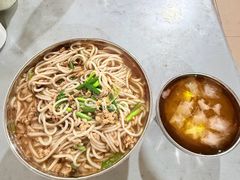 -正宗杨记普洱酸醋米线(总店)
