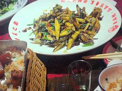 -鱼满舱·鲜活海鲜·正宗鲁菜
