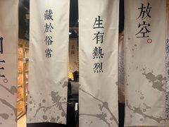 -新华里咖啡书吧(新华书店小寨店)