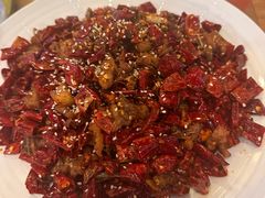 -临界音乐酒馆·小龙虾·江湖菜(华熙LIVE·鱼洞店)