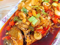红烧鲫鱼-重庆豆花饭