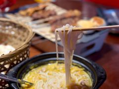 -蚝堡海鲜·威海菜·海肠捞饭·烧烤·亚洲吃蚝公司(幸福门店)