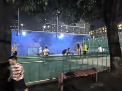 -燕子岗体育场