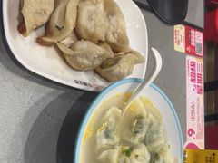 -小杨生煎(白玉兰广场店)