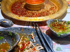-哥老官重庆美蛙鱼头(松江地中海十八哥店)