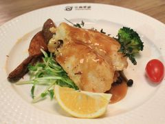 海陆大餐鸡扒拼鱼柳-江南果道西餐厅(北京路店)
