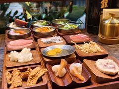 -银米·云南传统过桥米线(双廊黑金冠店)