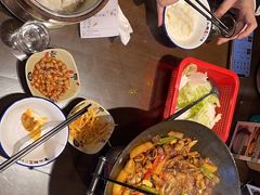 -富正毅三下锅·湘西韵味(天门山索道店)