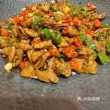 今天在这家湘菜馆打卡，体验了一把正宗的湖南风味