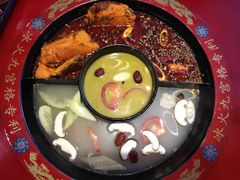 -重庆巴九门老火锅(阳朔店)