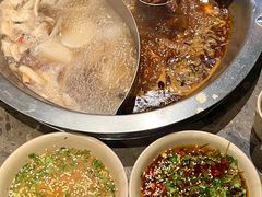 -小龙坎火锅(湖滨银泰in77店)
