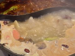 -鹿鸣山草本茶香火锅(园西路店)