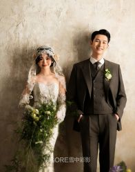 -雪中彩影婚纱摄影·微光艺术中心