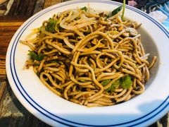 招牌传统麻辣面-聚合鑫东北熏酱熟食麻辣面(长阳店)