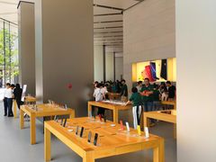 -Apple零售店(华贸购物中心店)