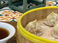 鲜肉小笼包-乔家栅(襄阳南路店)