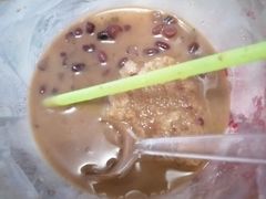 巧克力红豆炼乳冰-天津堆姐糖堆刨冰(河东区总店)