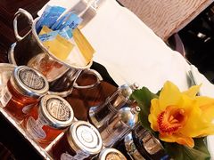 -上海半岛酒店·半岛精品店
