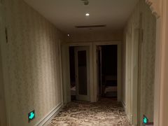 -麓湖国际水疗
