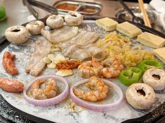 -哈哈碳都·牛肋条无限自助烤肉(宝龙店)