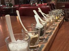 -恰餐厅及酒吧 CHAR Bar & Grill (北京丽都皇冠假日店)