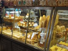 面包甜点陈列柜-山崎面包(百联世纪店)