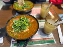 招牌炸酱小锅米线-肥汁米蘭香港米线(宁波路总店)