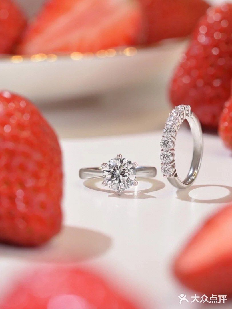 本来打算去DR的[调皮]朋友推荐来这家了[偷笑]