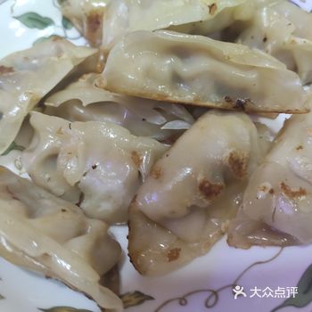 【煎饺懒人速冻版】  介绍： 吃多了水煮的饺子是不是