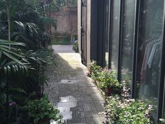 -泉乐坊步行街(烟酒特产平价超市店)