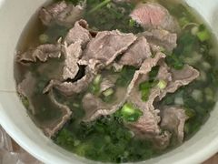 -花溪牛肉粉(八鸽岩店)