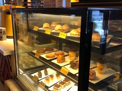 面包甜点陈列柜-麦当劳(百荣世贸商城店)