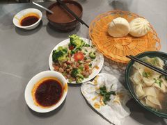 -郑家包子牛肉拉面(尚勤路店)
