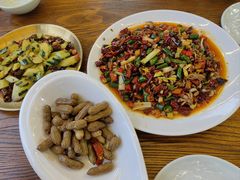 -去吃小龙虾·江湖菜·烧烤(南滨路店)