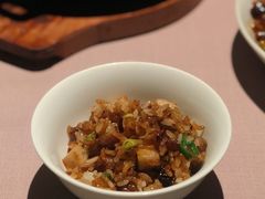 芋艿萝卜咸肉焖饭-新荣记(南京西路店)