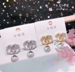 -花师傅专业手穿耳洞打耳洞穿孔