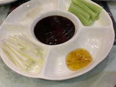 -阿三鱼头泡饼·家常菜