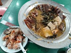 -龙香居海鲜浑锅家常菜·特色驴肉