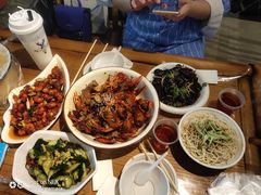-霄汉牛三鲜湖北砂锅菜(万松园2店)
